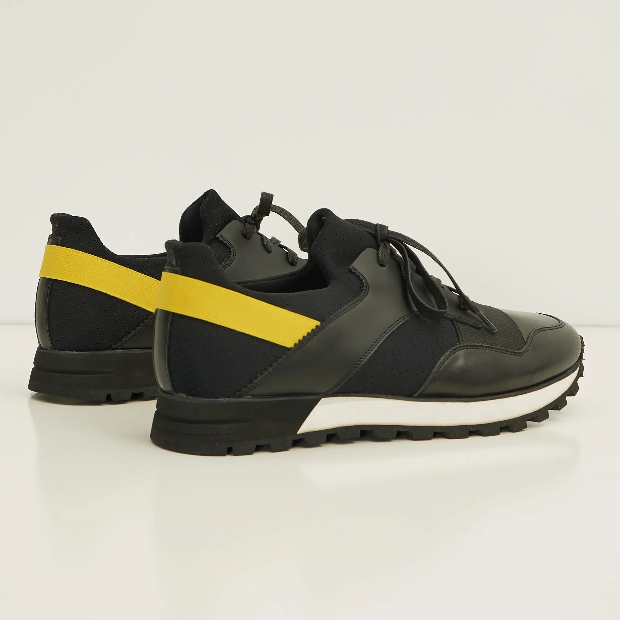 City Casual Sneaker - Black Yellow