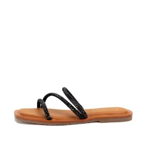 Darian Flat Sandal